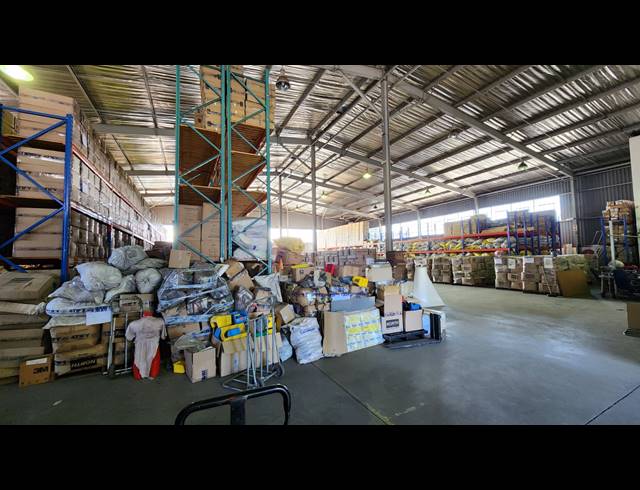 2,501M² WAREHOUSE FOR SALE IN ISANDO
